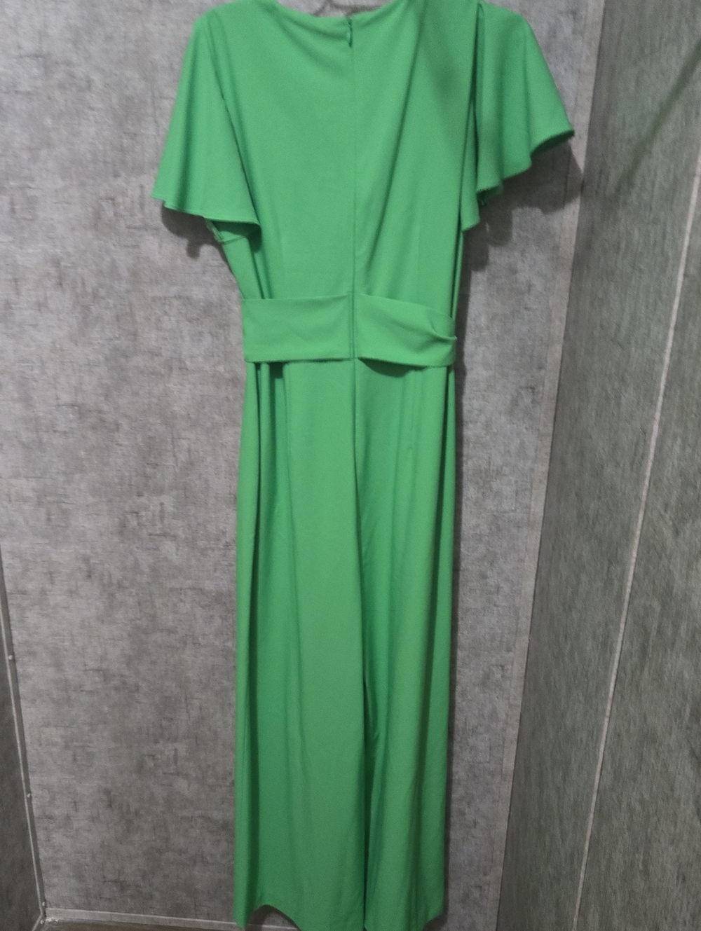 Preston & York Bright Green Maxi Dress with Flutter Sleeves